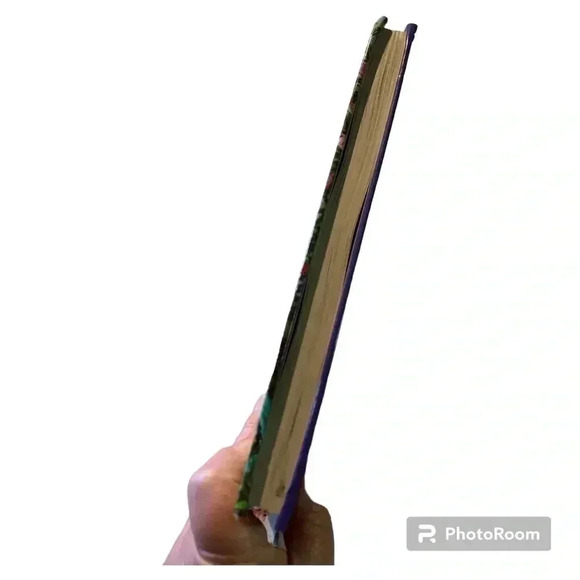 Beauty and The Beast Book - Picture 4 of 4